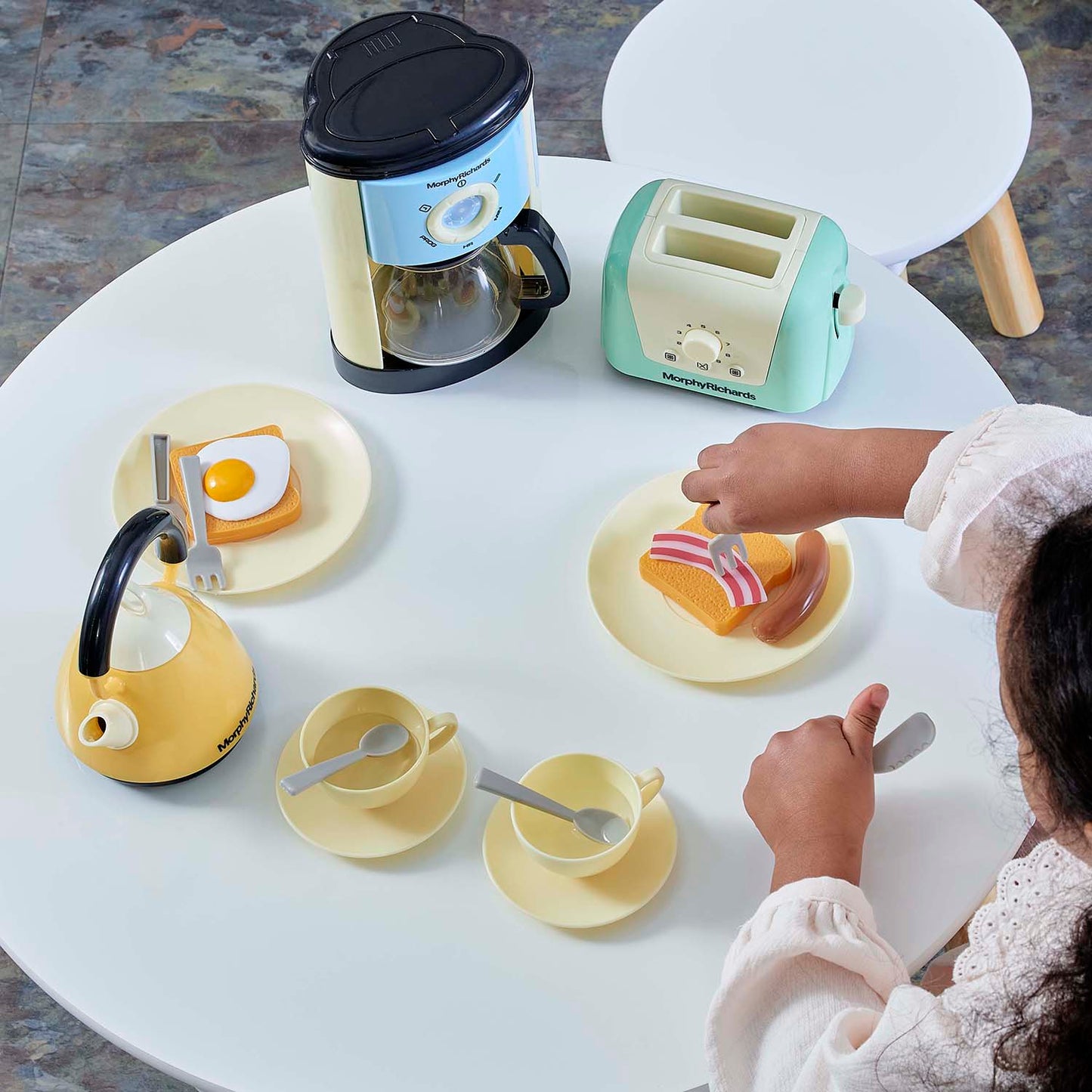 CASDON® Morphy Richards Kitchen Set – just like the real thing!