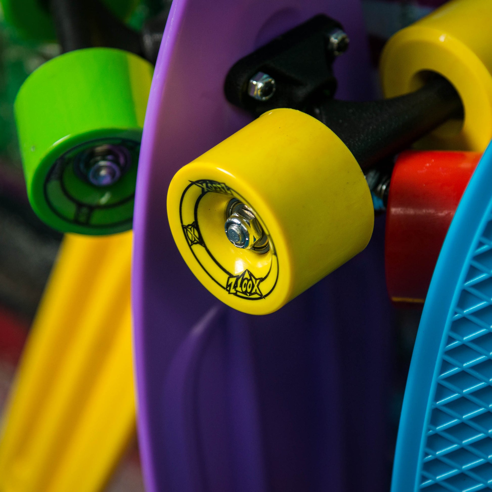 XOOTZ - TY5722 - PP SKATEBOARD -BLUE -22 - Rich Kids Playground