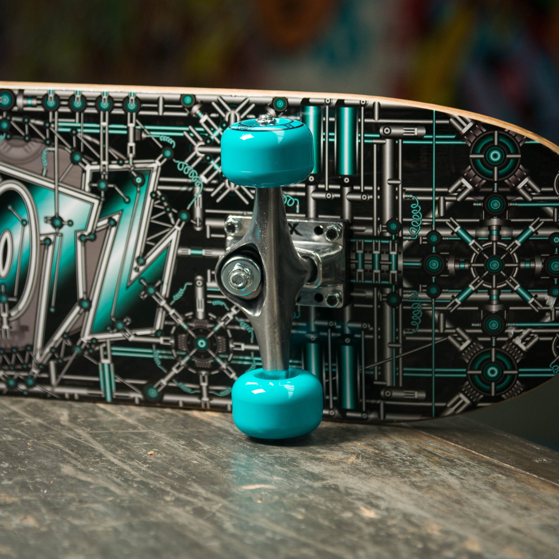 XOOTZ® -  Doublekick 31'' Skateboard - Rich Kids Playground