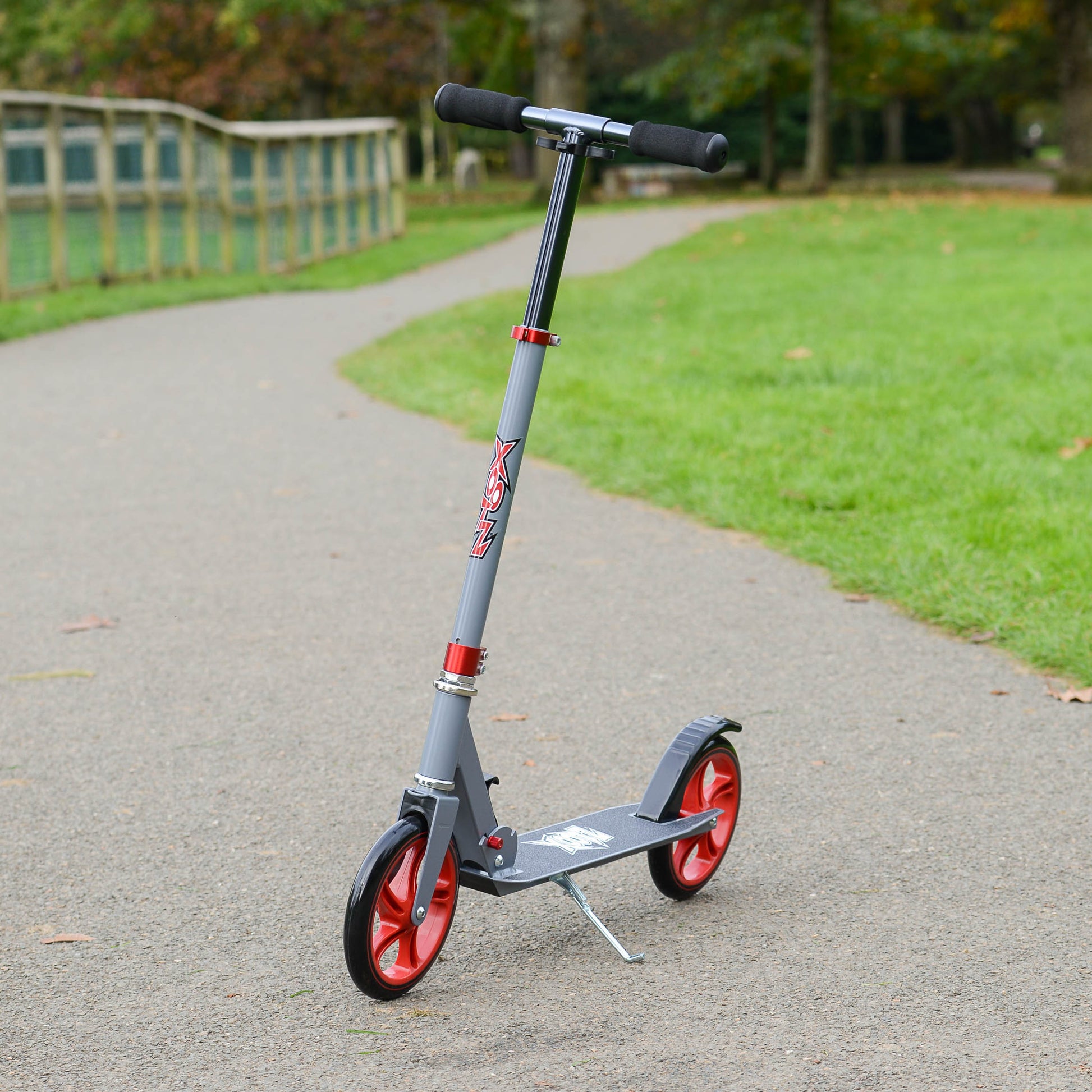 XOOTZ LARGE WHEELED FOLDABLE SCOOTER - GUNMETAL - Rich Kids Playground