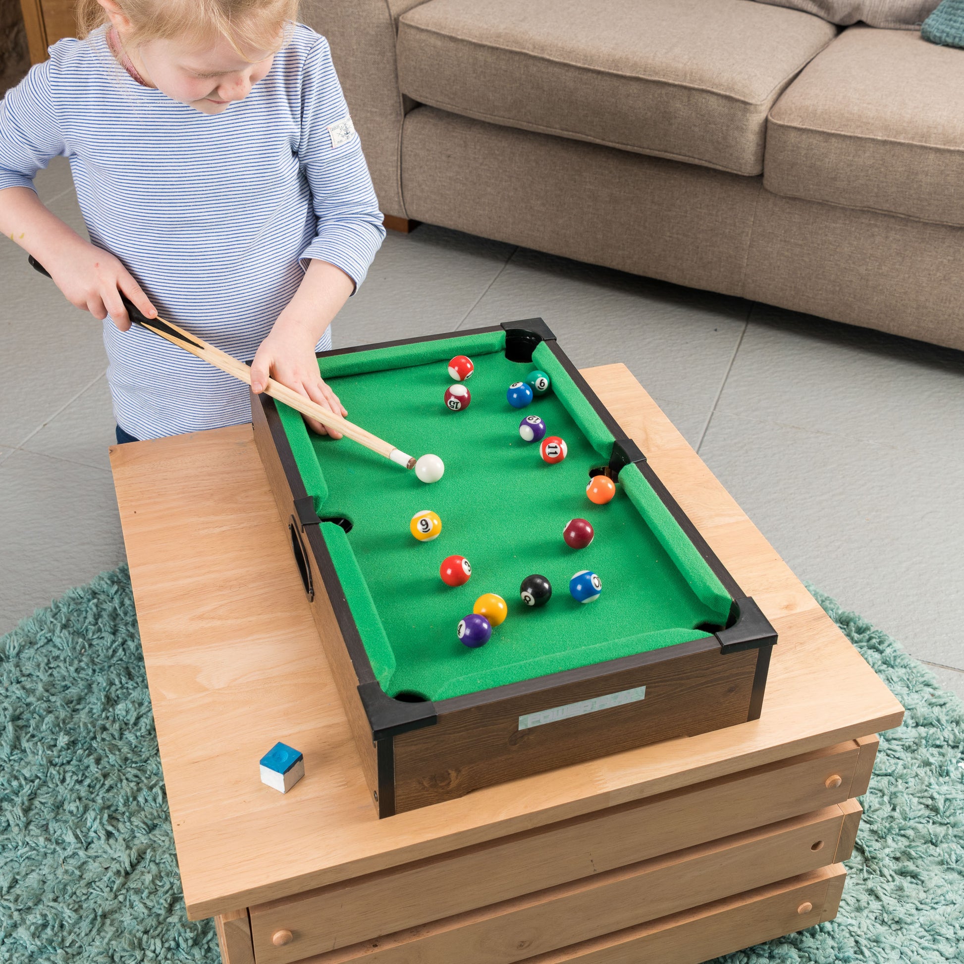 20" POOL TABLE GAME - Rich Kids Playground