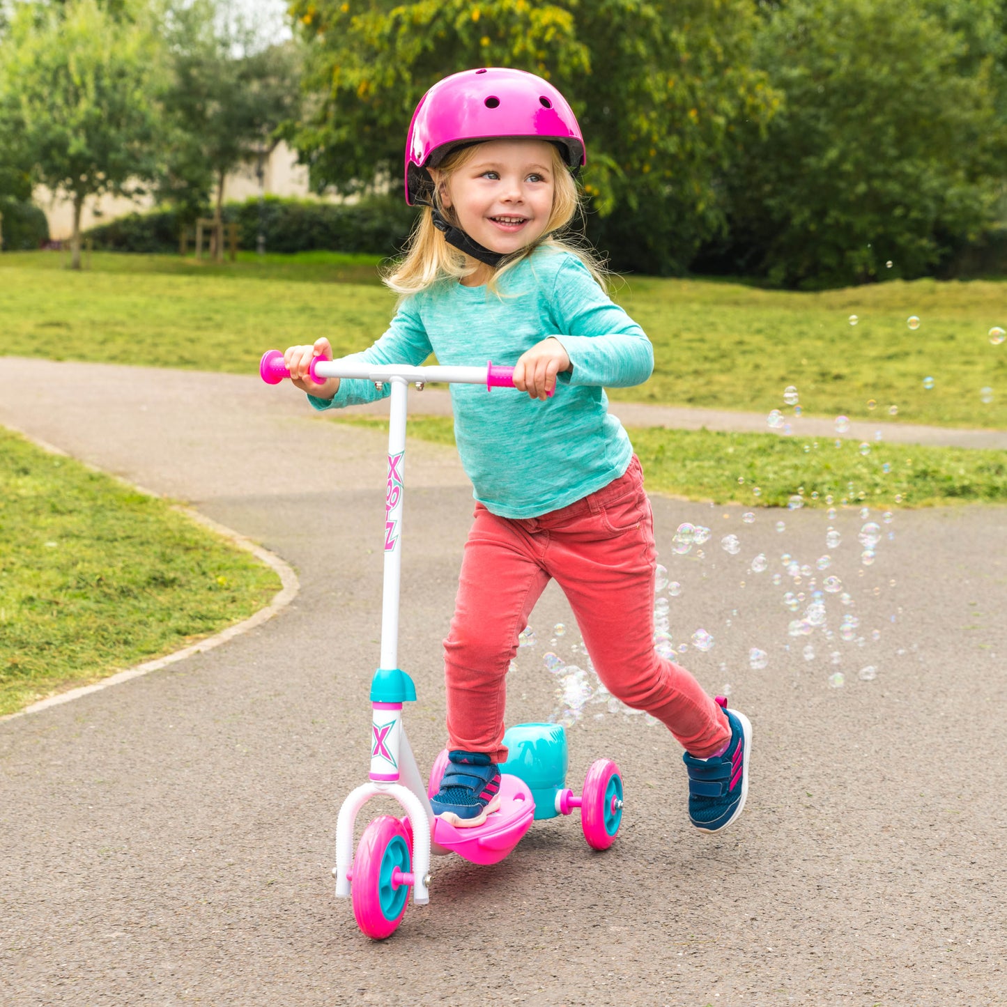 XOOTZ - BUBBLE SCOOTER - PINK - Rich Kids Playground
