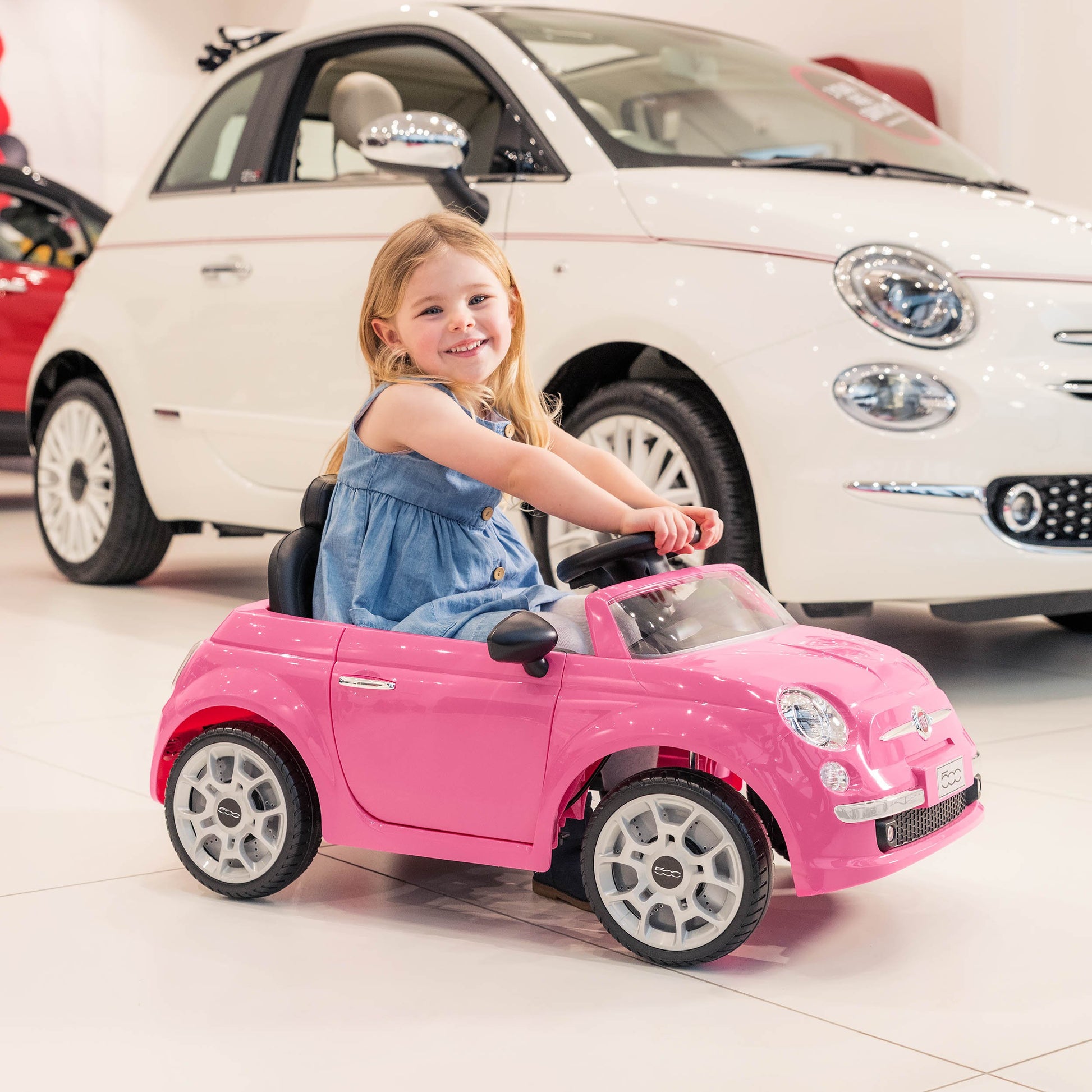 XOOTZ® - Official Licensed Range Rover/FIAT Electric Ride-on Car - Rich Kids Playground